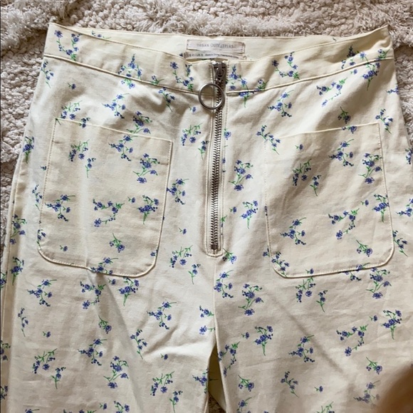 UO floral kick flare high waisted pants - Picture 2 of 5